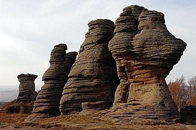 《城市：天际线2》新视频介绍经济和制造系统